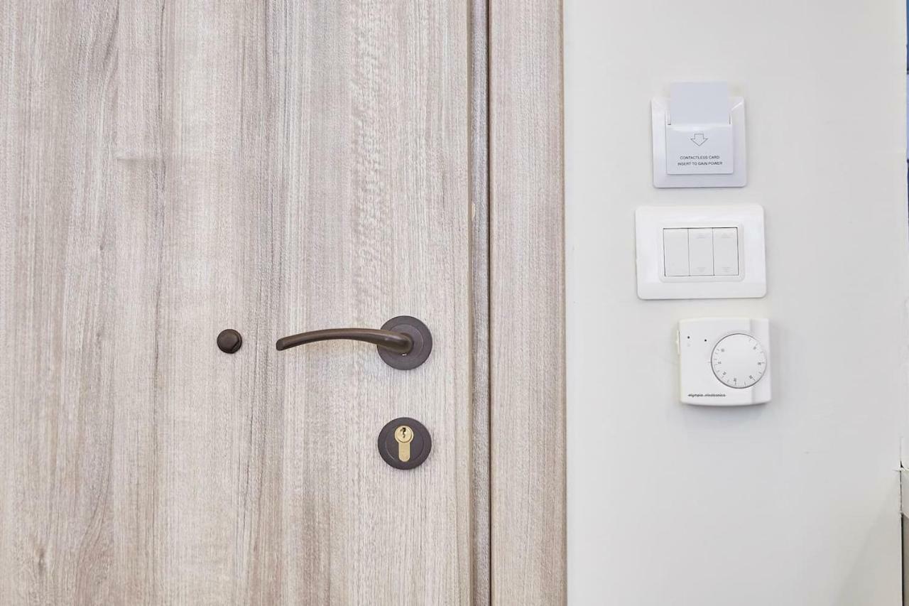 Explore Athens From An Uber-Central Studio! Exterior photo